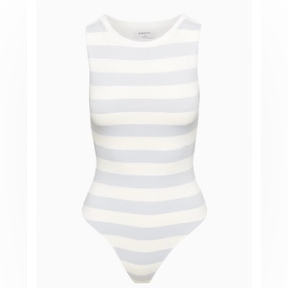 NWOT Babaton Contour Muscle Bodysuit
